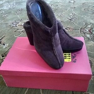 VanEli Shearl Suede Mules.. worn only 6 Hours